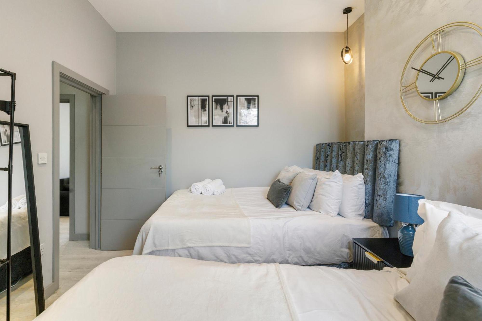 Wembley Luxury 3 Bedroom London Luaran gambar